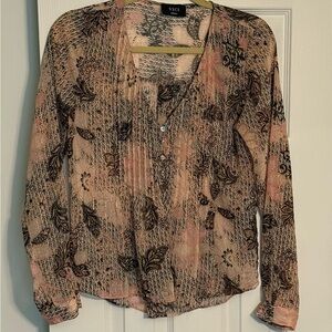 VICI Women's Black and Pink Floral Top